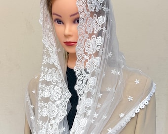Elegant, soft floral french Chantilly lace infinity veil  embroidery veil chapel veil with a sewn-in clip.