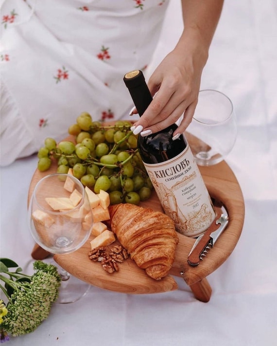 Tray and wine holder set