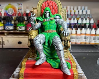 Statua del trono del DR DOOM
