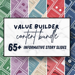 Może przedstawiać: Rustykalny drewniany szyld z napisem "Welcome to our home" w białych literach. Szyld ma postarzaną powierzchnię i prosty, zapraszający design.