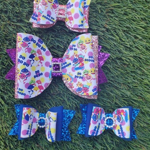 Baby Shark bow, girls shark bow