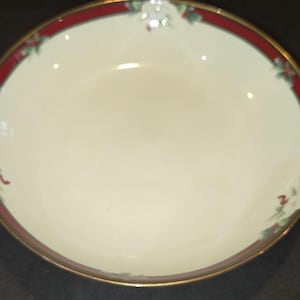 8 Dessert/Fruit Bowls Pfaltzgraff Yuletide American Bone China- completes your 8 place setting