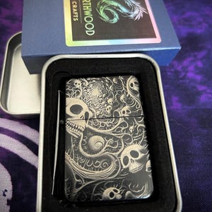 Lighter : Black Spooky Skulls Inspired