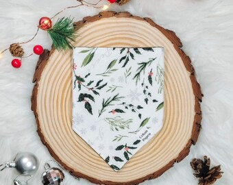 Holly Berry Christmas Dog Bandana – Holiday Pet Scarf