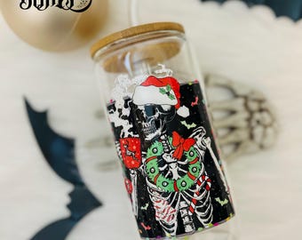 Spooky Christmas Skeleton Glass Cup, Christmas Glass Cup, Spooky Glass Cup, Goth Glass Cup, Christmas Glass Cup, Christmas Gift
