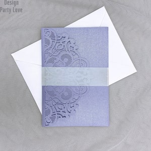 Invitación de boda cortada con láser, invitaciones de boda cortadas con láser violeta, invitaciones e inserciones de bolsillo de boda cortadas con láser