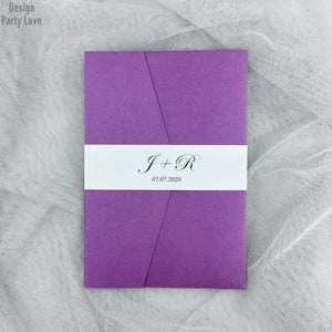 Royal lila Tasche Umhüllung Laser geschnitten Tri-fold Burgund Tasche Falten Hochzeit Einladung Karte Tasche laden Umschlag RSVP