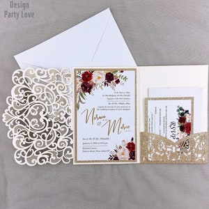 Die moderne Touch-Glitter Rose Gold Laser Cut Taschenfalte mit floraler und geometrischer Einladung mit Umschlag Sweet 16 / Quinceañera Party