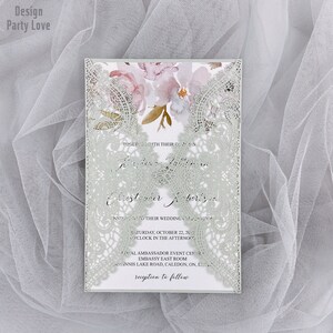 Grey Lace Wedding Uitnodiging Laser cut Lace Wedding Uitnodigingen Gold elegante bruiloft uitnodigingen Quinceañera Sweet 16 Uitnodiging