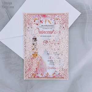 Blush encaje invitación de boda corte encaje invitación de boda invitaciones de oro elegante invitaciones de boda Quinceañera Dulce 16 Invitación