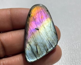 ラブラドライト宝石カボション：長方形ルースストーン、24.25カラット