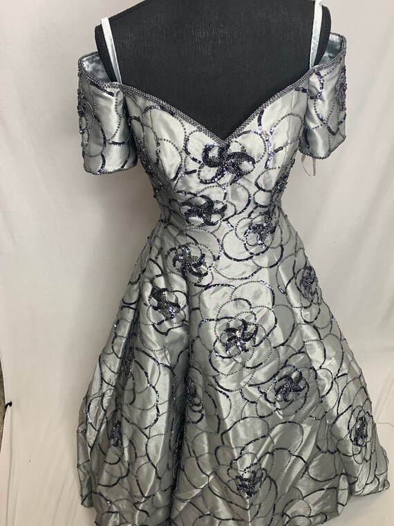 Full grey breaded ball gown