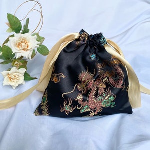 中国錦織 ゴールド ブラック シルク サテン 高級 メイクアップ 化粧品 トイレタリー バッグ ギフトバッグ ポーチ 巾着袋