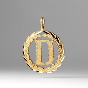 14k Gold &quot;D&quot; Initial Wreath Pendant Charm- Gold D Initial Necklace Charm