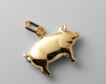 9ct Yellow Gold Pig Charm / Pendant – Traditional Animal Jewelry – Made In UK