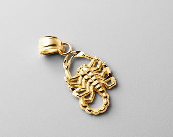 14K ソリッド ゴールド スコーピオン ペンダント – ユニークな占星術のスコーピオン ネックレス チャーム、大胆な個性のための高級ジュエリー