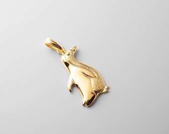 14K Gold Penguin Pendant: Engraved Sea Bird Necklace