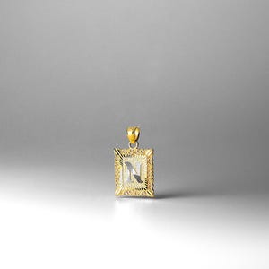 Colgante/dije cuadrado con inicial "N" en oro de 14 k: collar de cadena con inicial "N" en oro