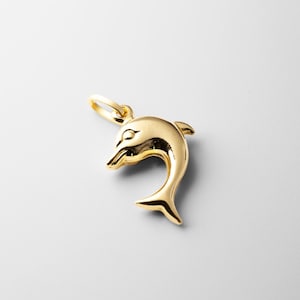 14K Solid Gold Shiny Dolphin Pendant – Realistic Ocean-Inspired Necklace, Luxury Fine Jewelry Gift