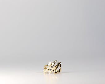 14K Solid Gold &quot;M&quot; Initial Cursive Ring- Real 14k Gold Cursive Initial &quot;M&quot; Ring