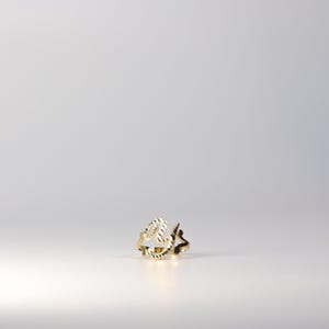 Anillo con inicial cursiva "Y" en oro macizo de 14 quilates: anillo con inicial cursiva "Y" en oro auténtico de 14 quilates