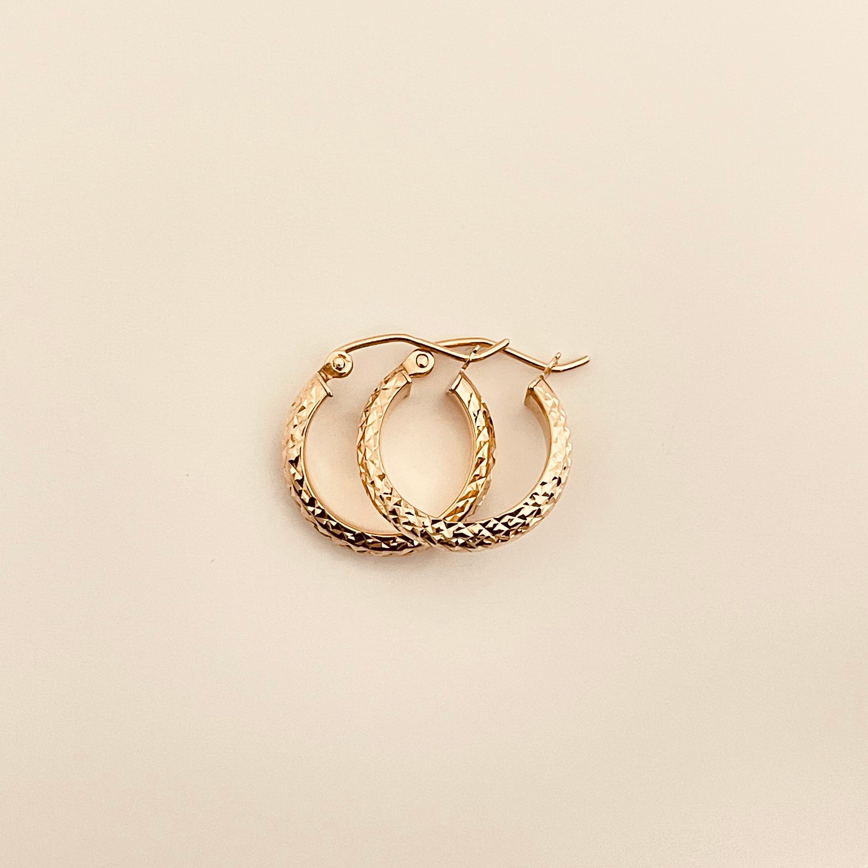 Jewel Tie Solid 14K Three 3 Color Gold Diamond-Cut Satin 1.5mm Hoop Earrings 35mm Diameter Jewel Tie Solid 14K Three 3 Color Gold Diamond-Cut Satin 1.5mm Hoop Earrings 35mm Diameter