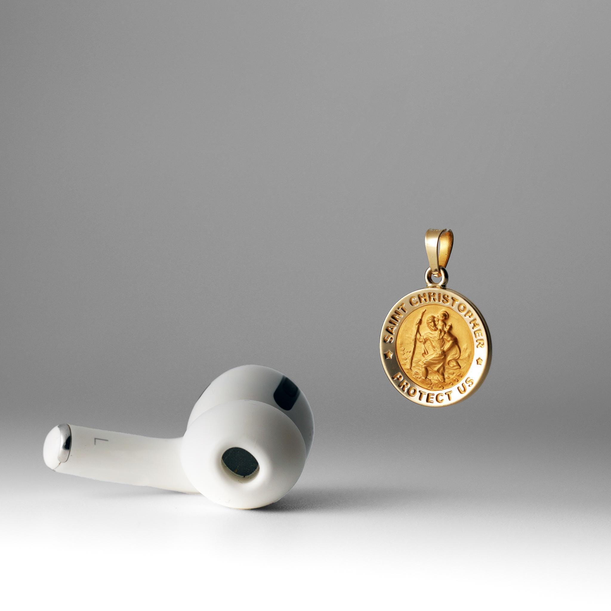 Collar San Cristóbal Oro 9k - Medalla 12x9mm, Cadena 45.7cm, Caja De Regalo Incluida