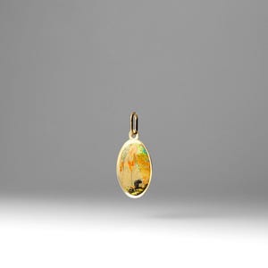 14K Gold Guardian Angel Picture Pendant Necklace - Elegant Oval Design Religious Pendant - Inspirational Keepsake Jewelry