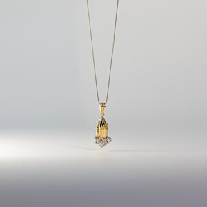 14K Gold betende Handanhänger Charm - Gold Jesus betende Hand Halskettenanhänger