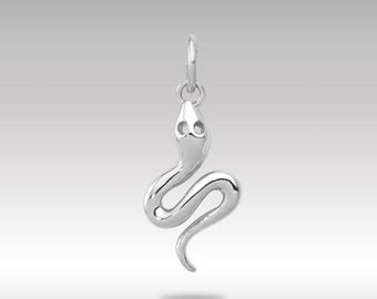 Pendentif serpent en or blanc 14 carats : collier serpent minimaliste