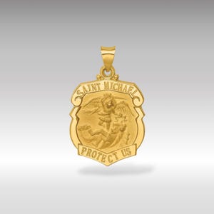 Pingente oco com medalha de São Miguel polido em ouro 14K - Pingente de escudo de arcanjo 'PROTECT US' - Colar com pingente de medalha de São Miguel