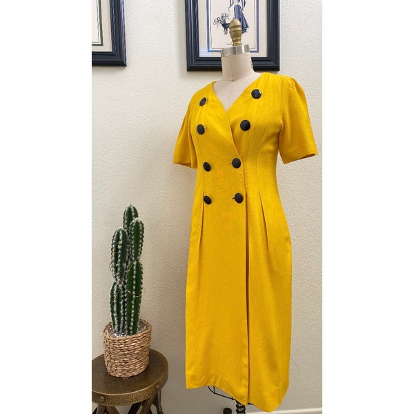 Miss Detective in Yellow | 1980's Linen & Viscose Dress | Dick Tracy Style | V-Neckline | Film Noir | Size 4/6