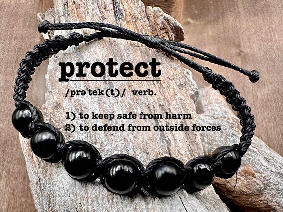 Adjustable Macrame Onyx Bracelet