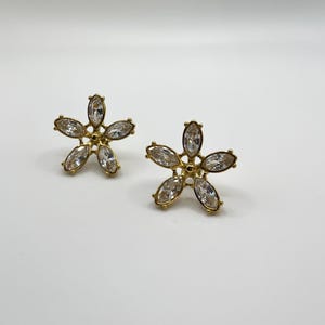 18K Gold Plated Flower Stud Earrings - Gift For Her - Floral Themed Gold Jewelry - Gift For Her