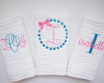 Monogrammed Baby Burp Cloth, Personalized Newborn Spit Up Burp Rag, Embroidered Baby Shower Gift, Soft Muslin Cloth With Baby's Name