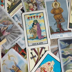 Vintage Tarot Card Pull – Intuitive Reading – Mystery Tarot Card with Meaning Included