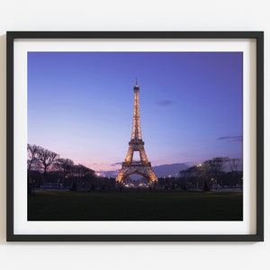 Eiffel Tower at Night Digital Print, Eiffel Tower Lights, Eiffel Tower Digital Download, Paris Photo, France, Digital Photo Print, Wall Art
