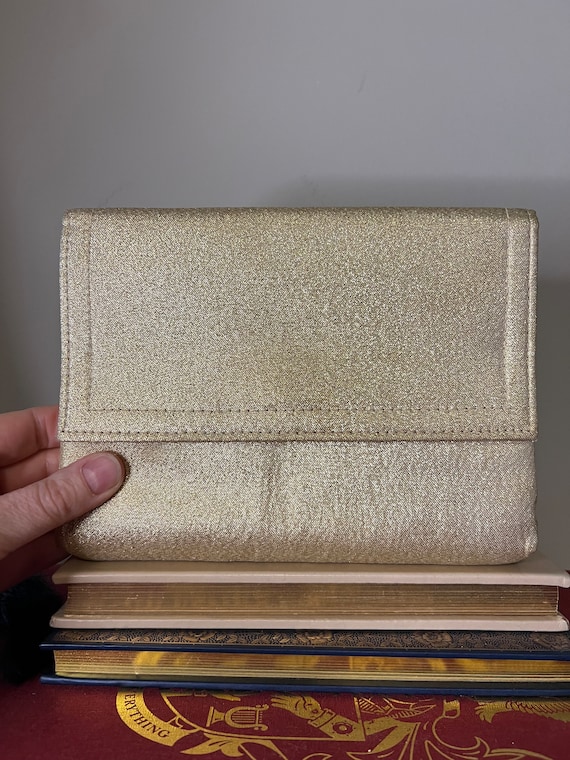 50s Gold Lamé Clutch, Vintage Fabric Wristlet - image 4