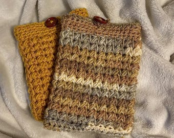 Crochet Kindle Sleeve | Lined Kindle Paperwhite Case with Button