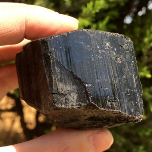 Top Quality Raw Large Natural Raw Black Tourmaline Stone/Rough Black Tourmaline Quartz/Tourmaline Mineral specimen/Black Tourmaline Chunk