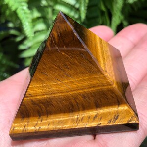 TOP natürliche Tiger Auge Punkt/Quarz Pyramide/Chakra/Meditation/Energ/selbst stehen/Energie Stein Ornamente/Heilung Stein/Spezielles Geschenk/Meditation
