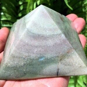 Natural  Ocean Jasper pyramid/Natural Ocean Jasper Tower/Tumbled  septarium /Energy stone /Decoration/Meditation/Chakra/Meditation/Altar