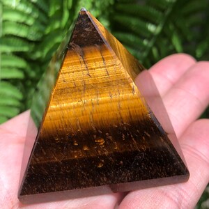 TOP natürliche Tiger Auge Punkt/Quarz Pyramide/Chakra/Meditation/Energ/selbst stehen/Energie Stein Ornamente/Heilung Stein/Spezielles Geschenk/Meditation