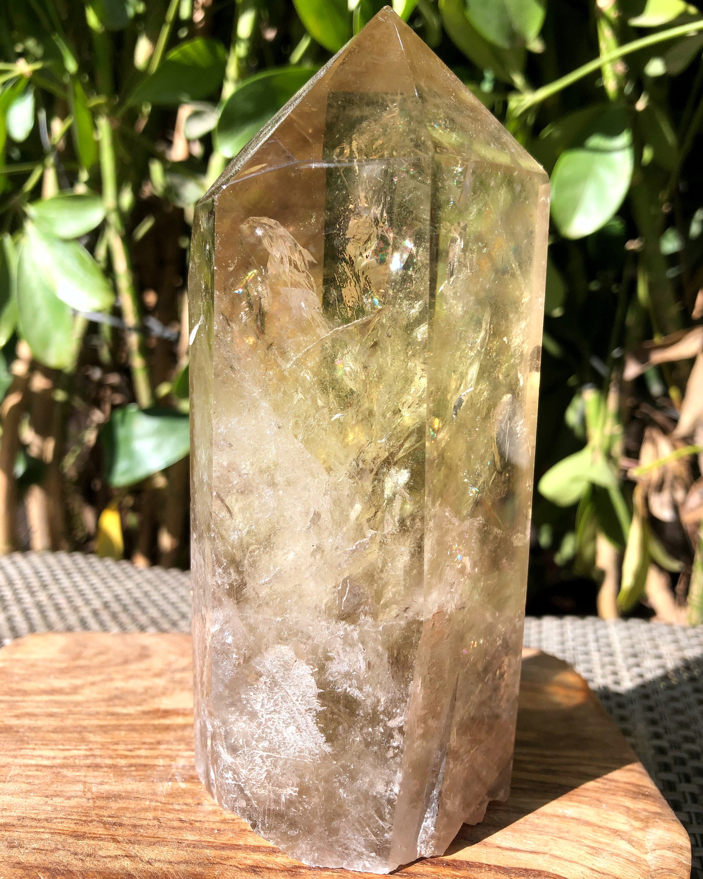 天然の大きな透明なヘッドの黄色のシトリンクリスタルクォーツポイント