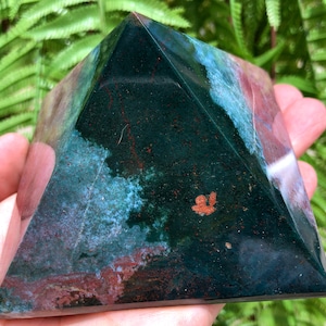 Natural  Ocean Jasper pyramid/Natural Ocean Jasper Tower/Tumbled  septarium /Energy stone /Decoration/Meditation/Chakra/Meditation/Altar