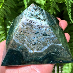 Natural  Ocean Jasper pyramid/Natural Ocean Jasper Tower/Tumbled  septarium /Energy stone /Decoration/Meditation/Chakra/Meditation/Altar
