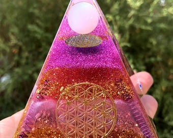 Fantasy magic Grey Moon Stone Sphere quartz Orgone/Crystal Pyramid /Positive Energy Generator/Chakra Energy Healing/Energy