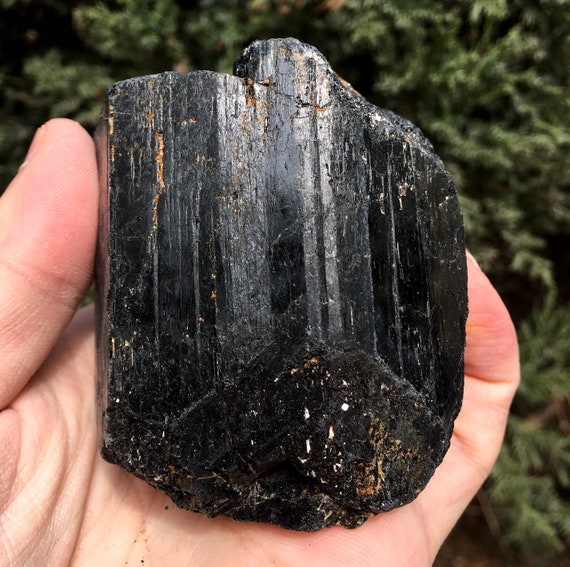 最高品質の未加工の大きな天然未加工のブラックトルマリン石
