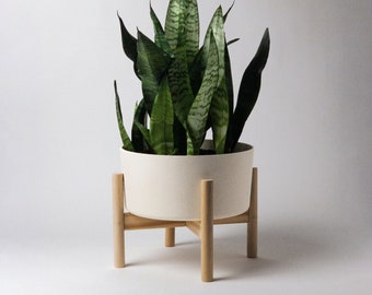 9 Inch Wide Planter Pot with Stand | Indoor planter stand | Modern Mid Century Planter Pot | Bamboo Pot Holder | Minimalistic Plan Pot