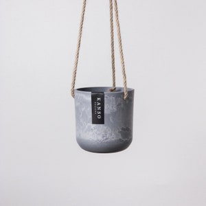 hanging flower pot